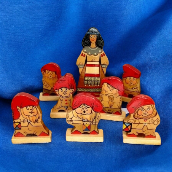 Original Vintage Snow White Seven Dwarfs USSR Russian Wood Folk Art Toy Playset - Picture 1 of 13